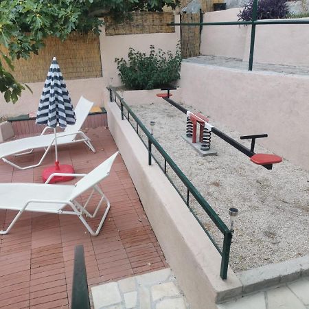 Big And Spacious Apartment In The Heart Of Omiš Exterior foto